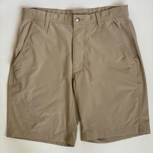 Men’s FootJoy lightweight performance golf short in khaki (size 30)